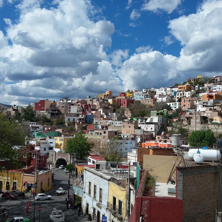 Low-Cost Guest House Casa Alebrije Guanajuato Exterior foto